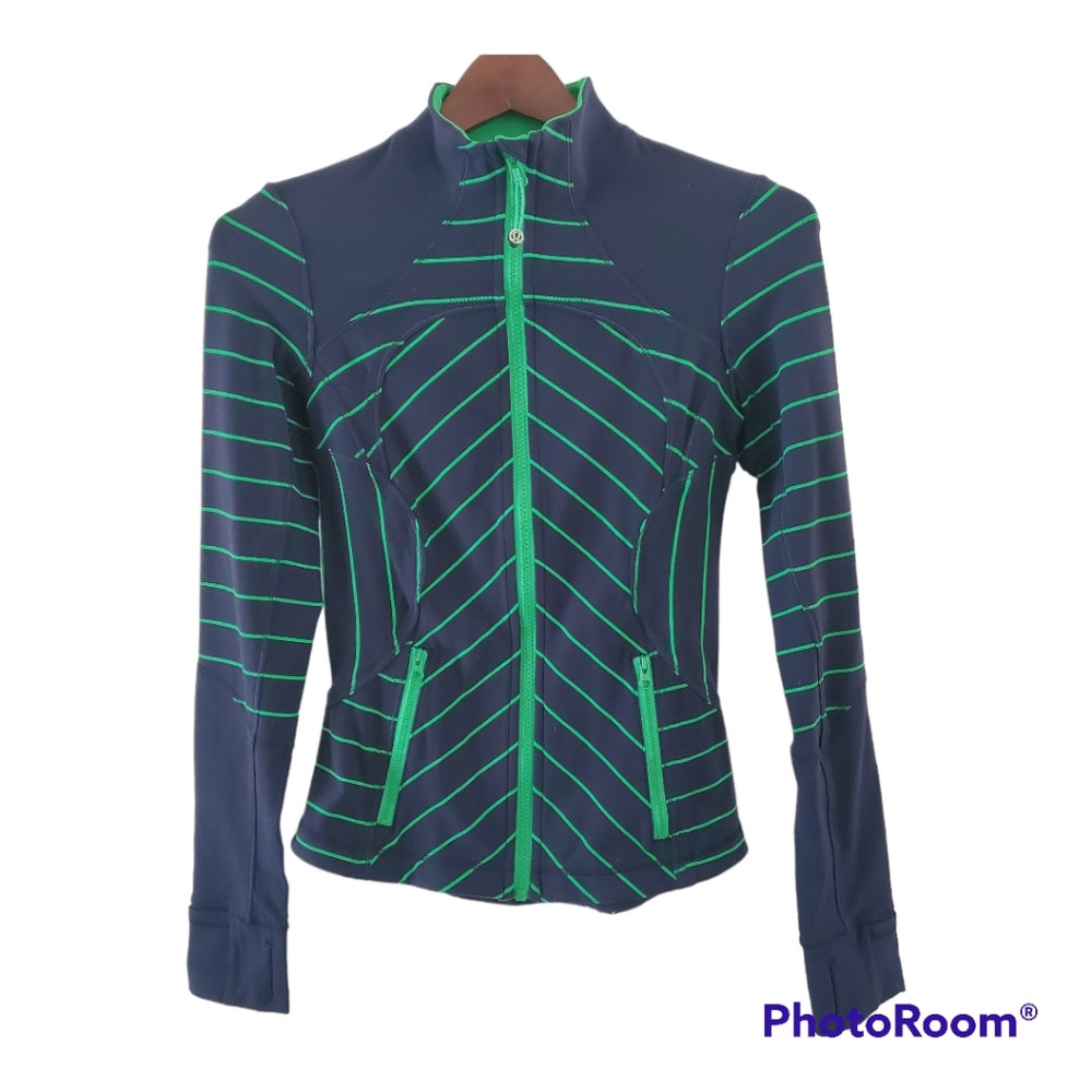 Lululemon Forme jacket sz 4 navy green stripes